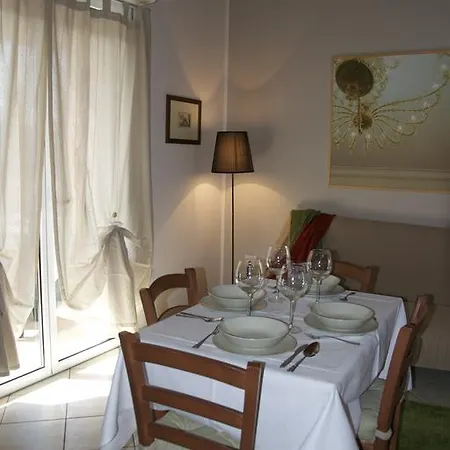 Mosaico 公寓式酒店 拉文纳